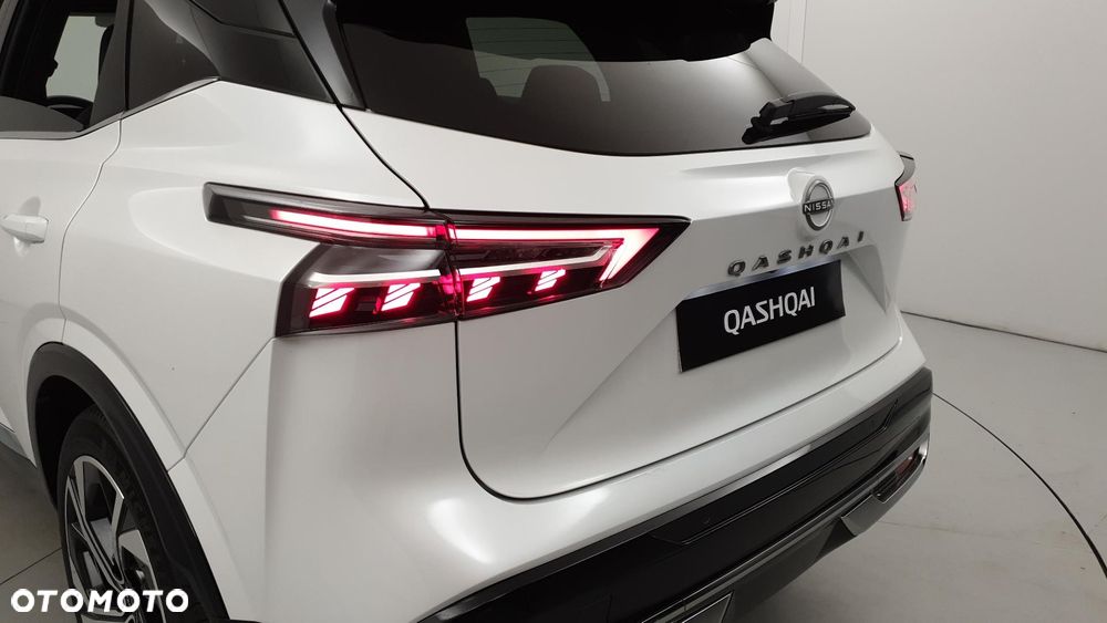 Nissan Qashqai 1.3 DIG-T MHEV Tekna+ Xtronic - 24