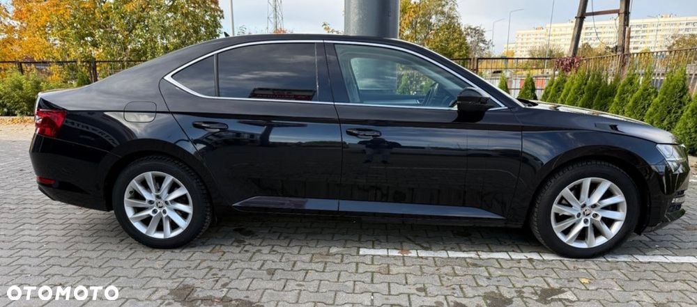 Skoda Superb 2.0 TDI SCR 4x4 Ambition DSG - 5
