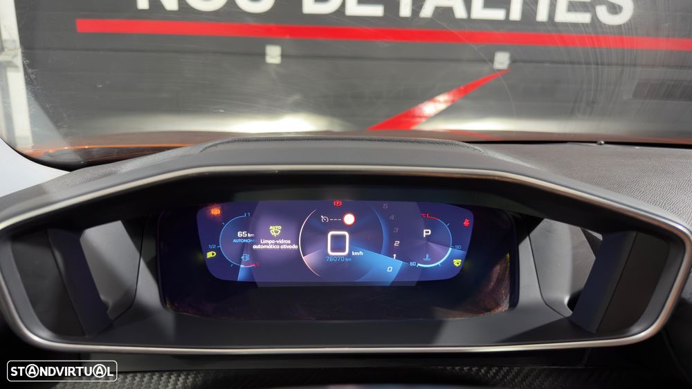 Peugeot 2008 1.2 PureTech Allure EAT8 - 25