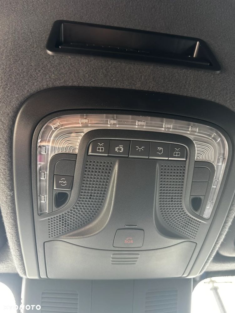 Mercedes-Benz Sprinter - 28