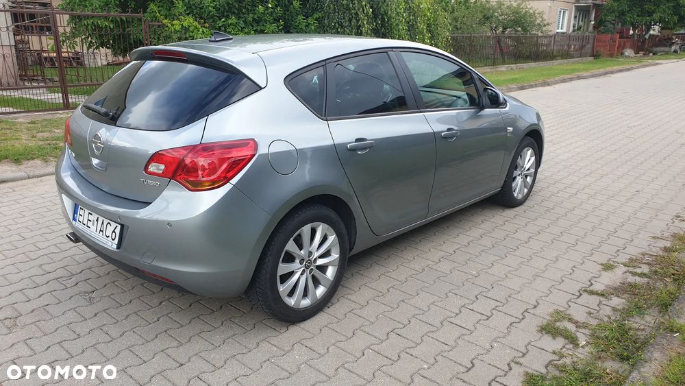 Opel Astra 1.4 Turbo - 8