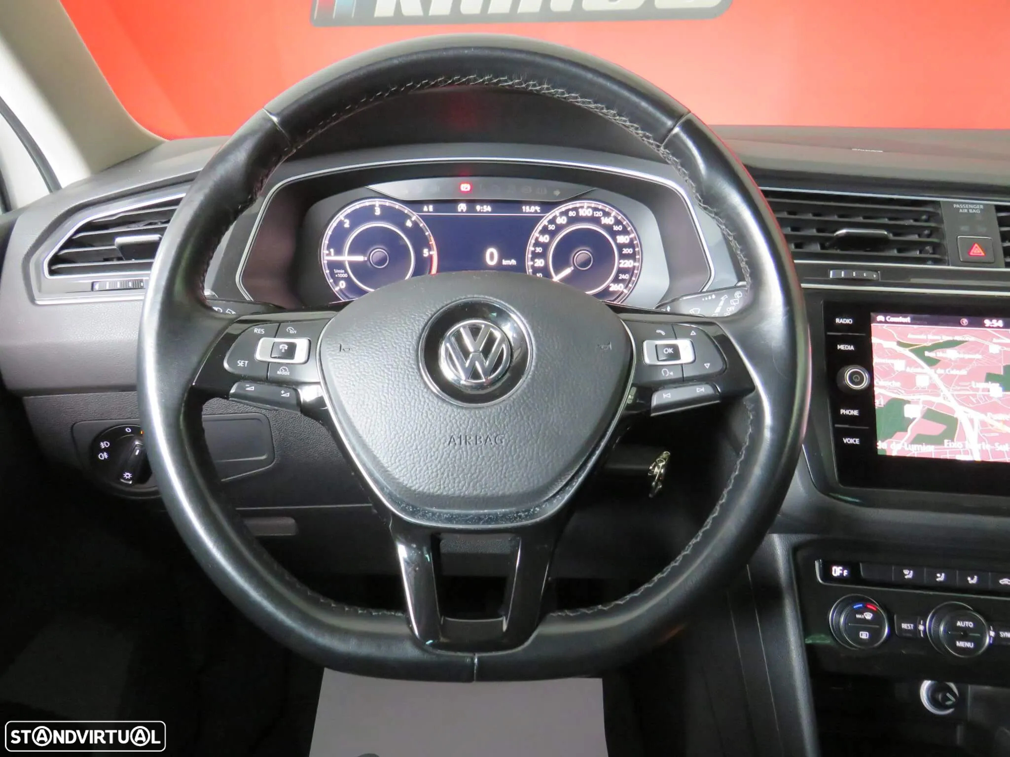 VW Tiguan 2.0 TDI R-Line DSG 4Motion - 16