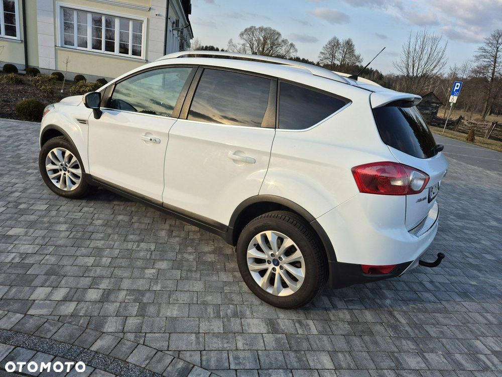 Ford Kuga - 10