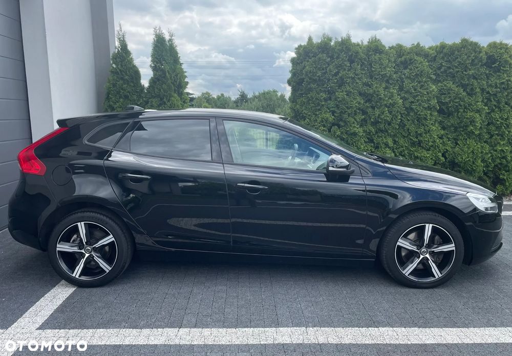 Volvo V40 T2 Geartronic Summum - 7