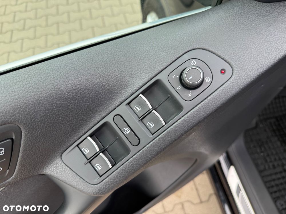 Volkswagen Tiguan 1.4 TSI BlueMotion Technology Lounge Sport & Style - 25