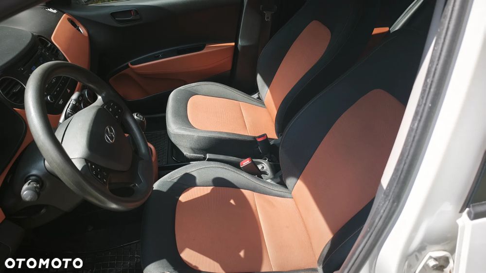 Hyundai i10 1.1 Comfort - 9