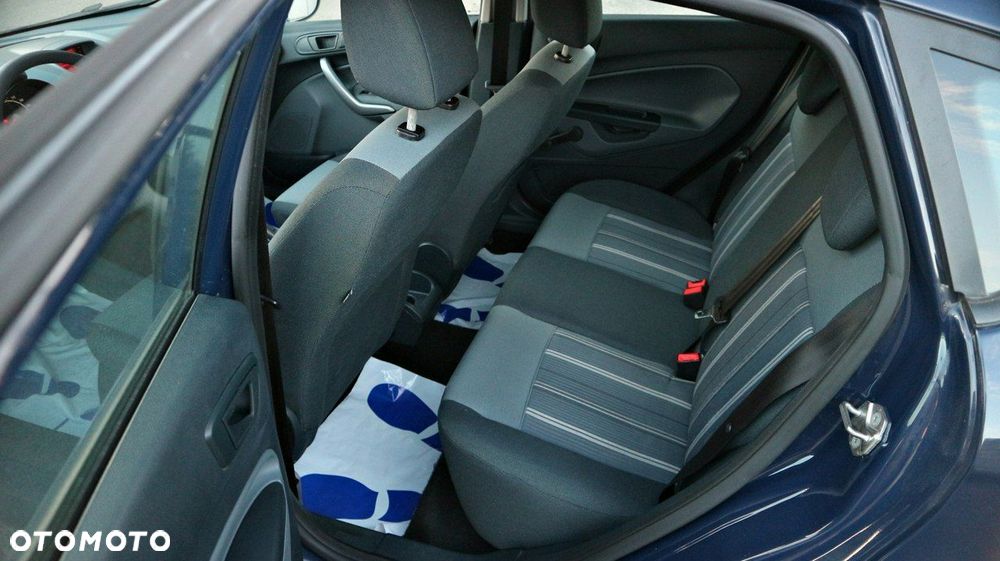 Ford Fiesta 1.25 Trend - 27