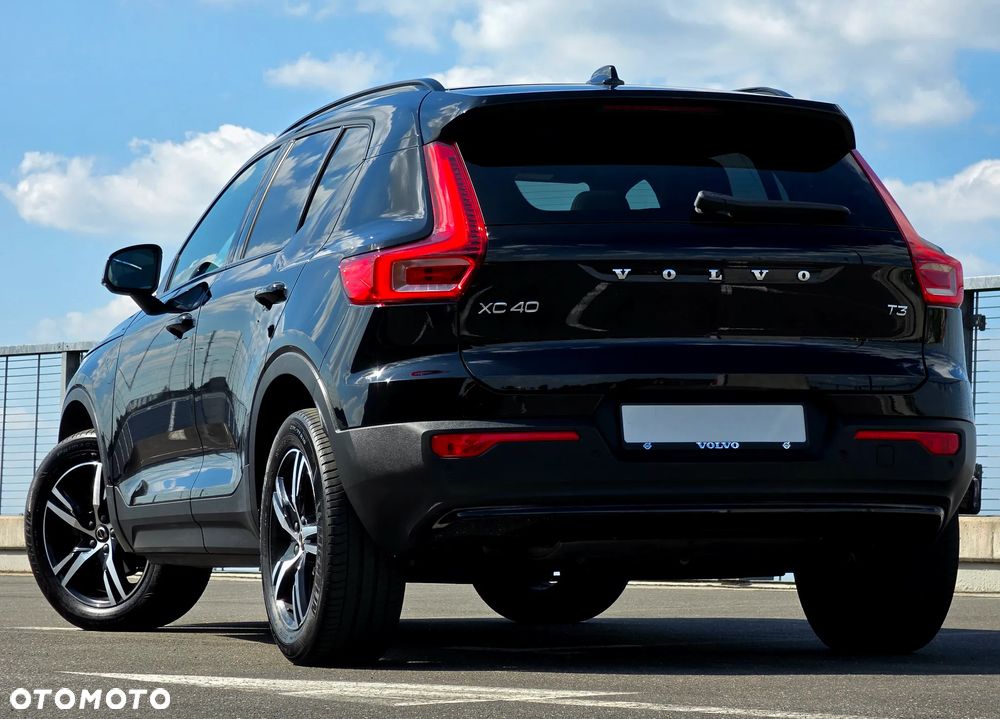 Volvo XC 40 B3 Plus Bright - 18