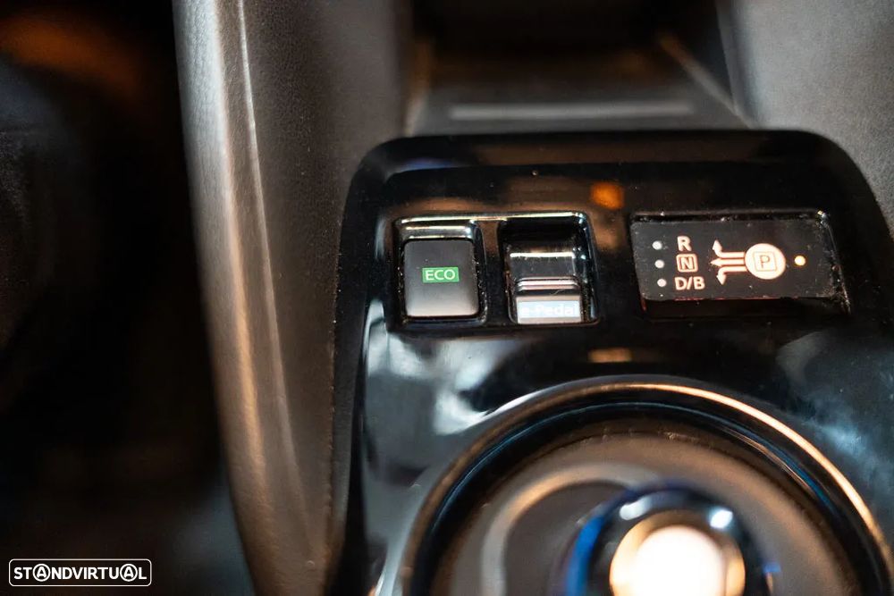Nissan Leaf N-Connecta - 26