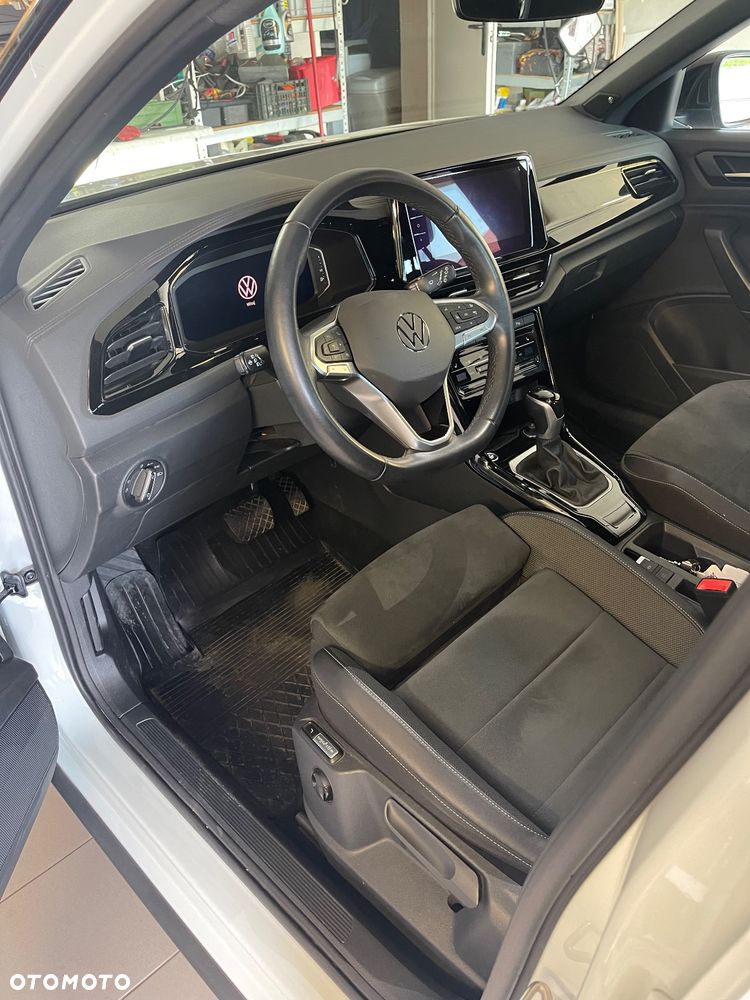 Volkswagen T-Roc - 12