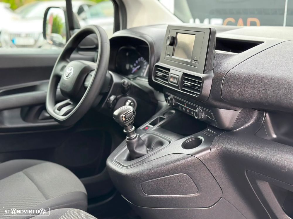 Toyota ProAce City 1.5 D L1 - 14