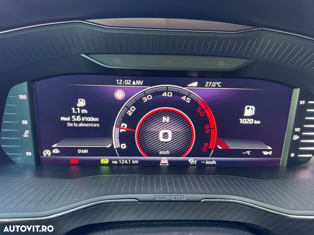 Skoda Superb 2.0 TDI DSG Sportline - 12
