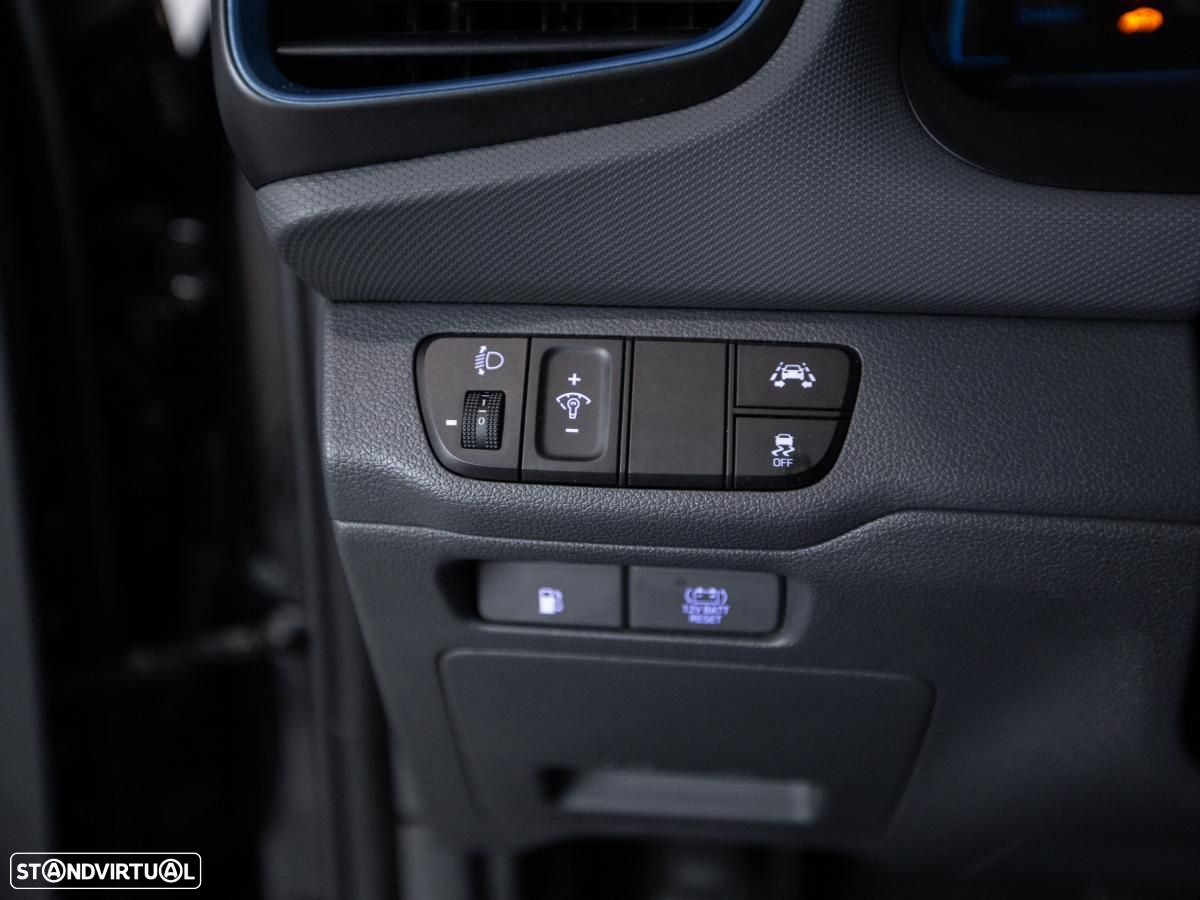 Hyundai Ioniq 1.6 GDI HEV Hybrid Tech - 14