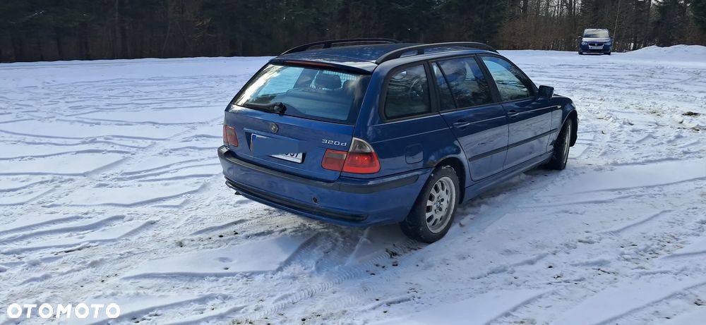 BMW Seria 3 320d - 4