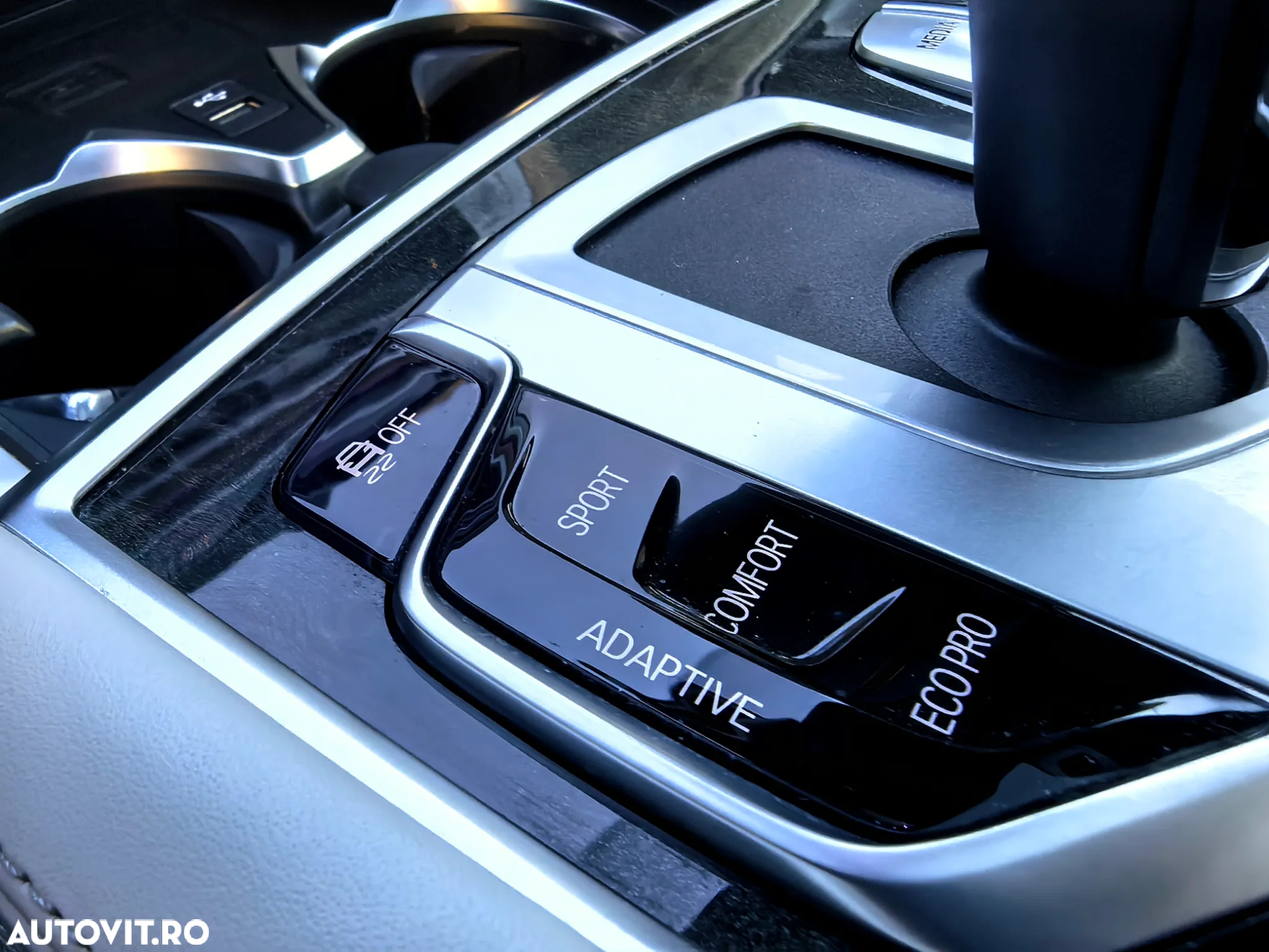 BMW Seria 7 750Ld xDrive - 24