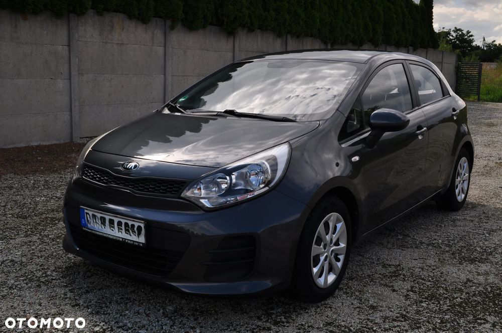 Kia Rio 1.2 Attract - 4