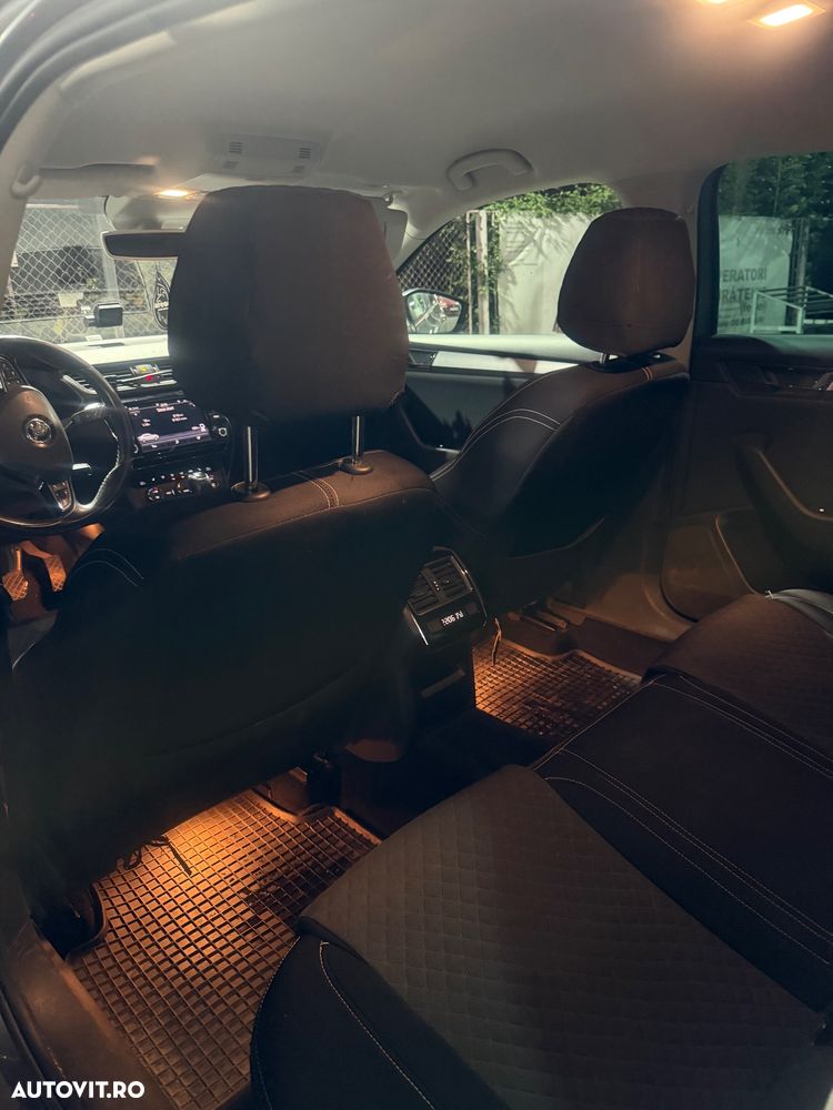 Skoda Superb 2.0 TDI DSG Ambition - 5