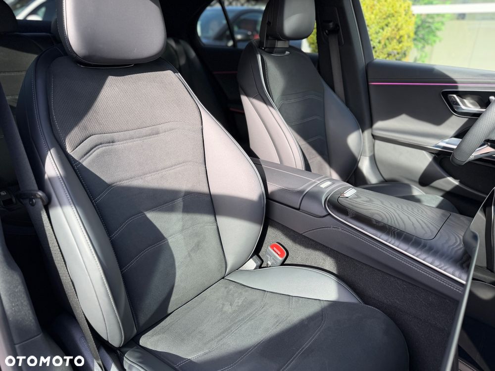 Mercedes-Benz Klasa E 220 d mHEV 4-Matic AMG 9G-Tronic - 10
