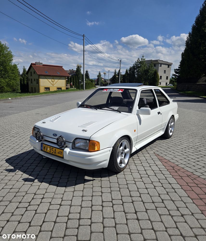 Ford Escort - 10