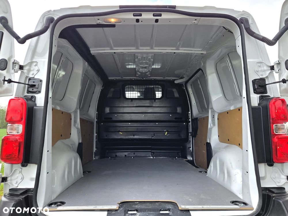 Toyota PROACE - 10