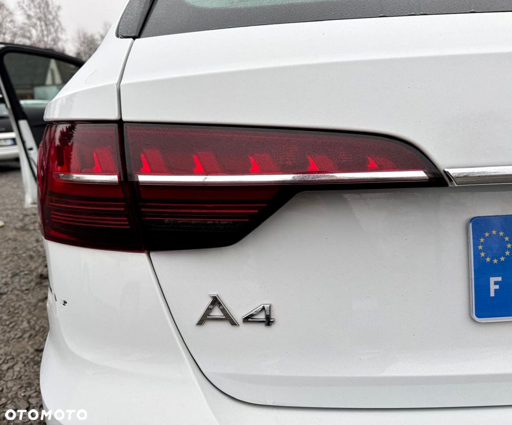 Audi A4 Avant 35 TFSI Sport S tronic - 13