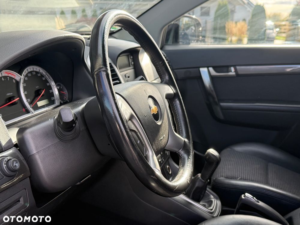 Chevrolet Captiva - 15