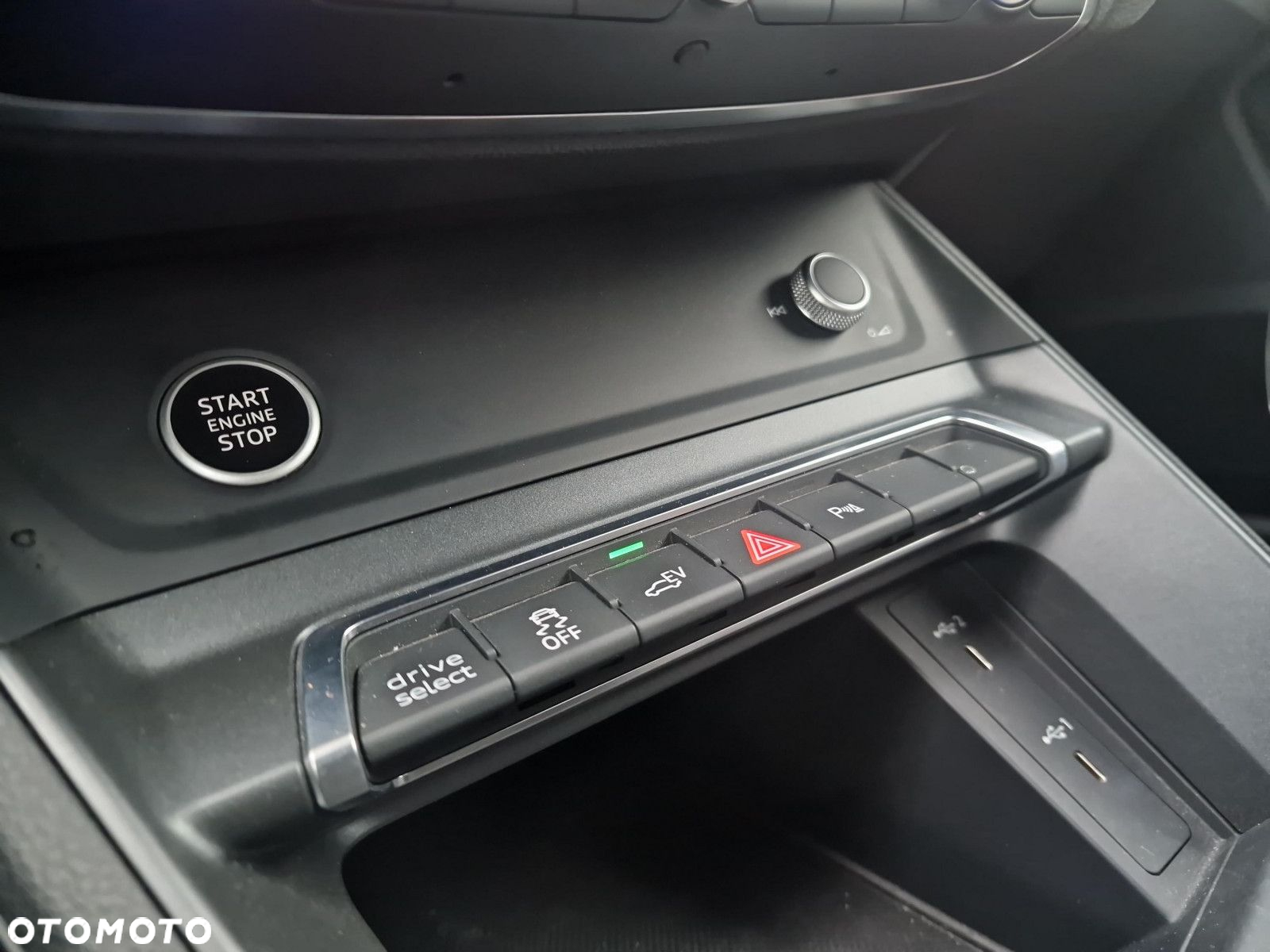 Audi Q3 - 22