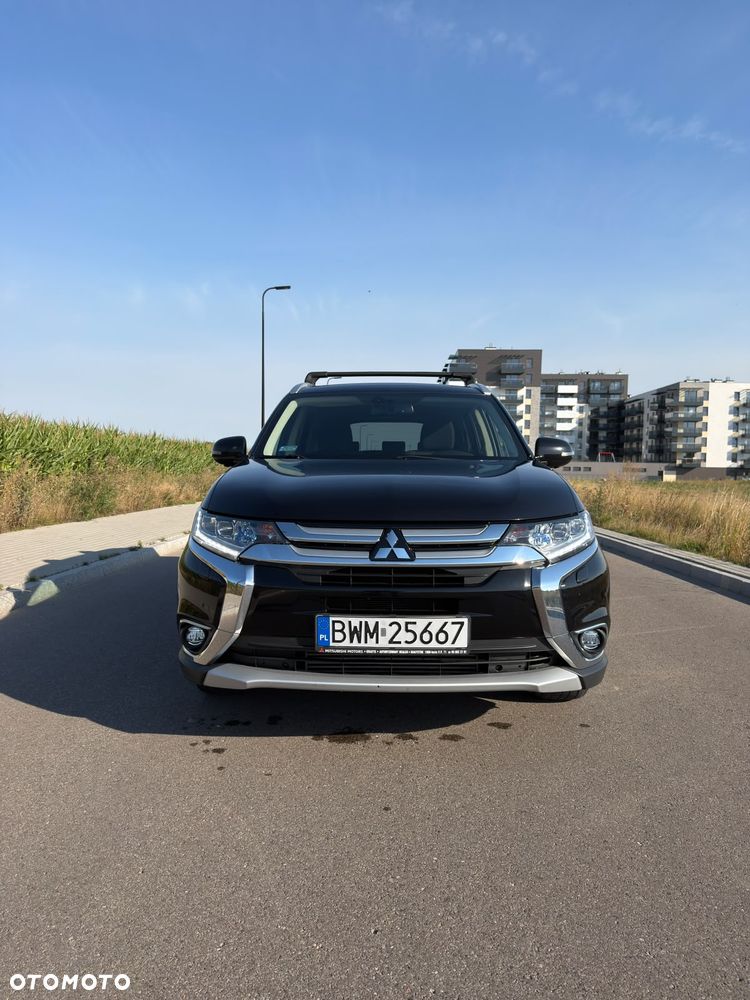 Mitsubishi Outlander 2.2 DID Intense + 4WD - 8