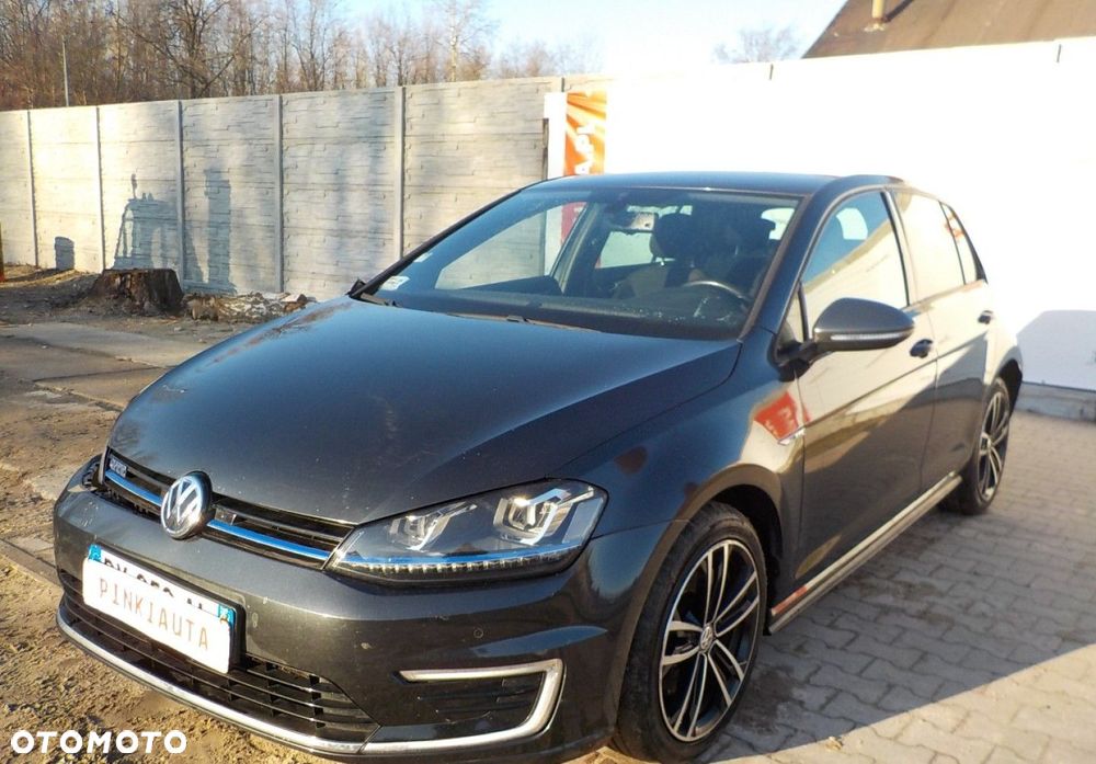 Volkswagen Golf - 9