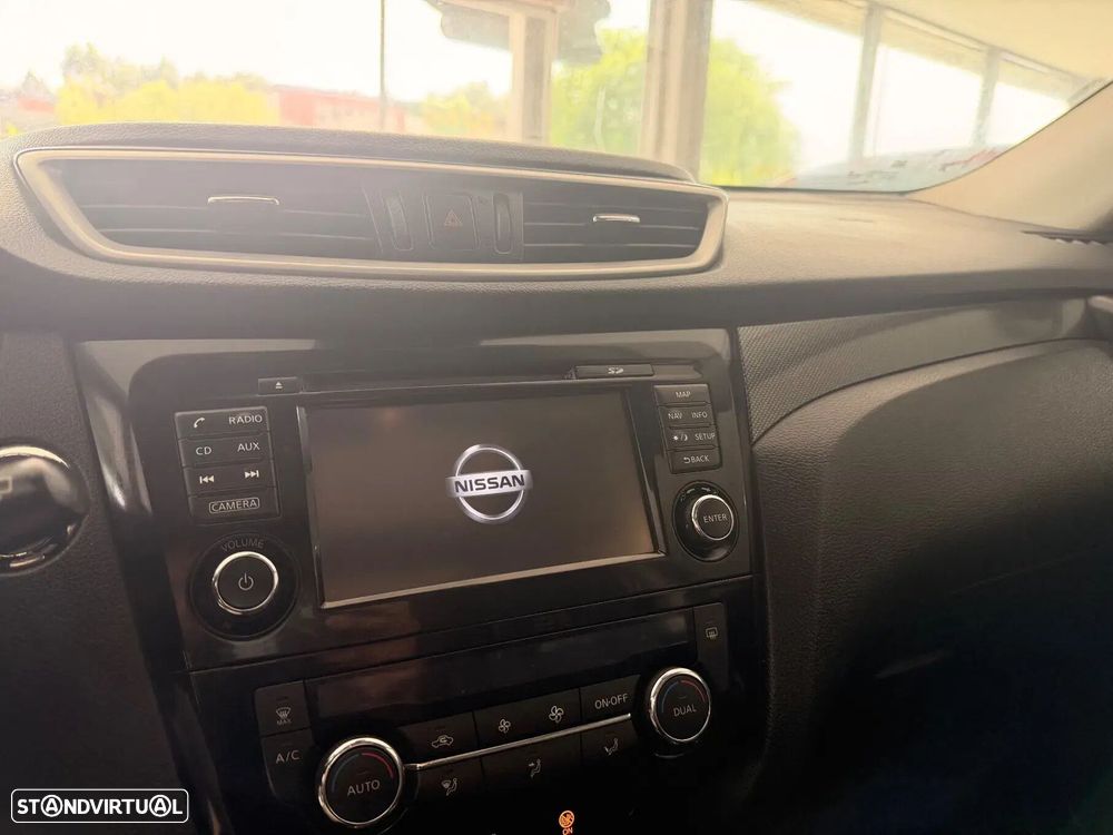 Nissan X-Trail 1.6 dCi N-Connecta Xtronic - 19