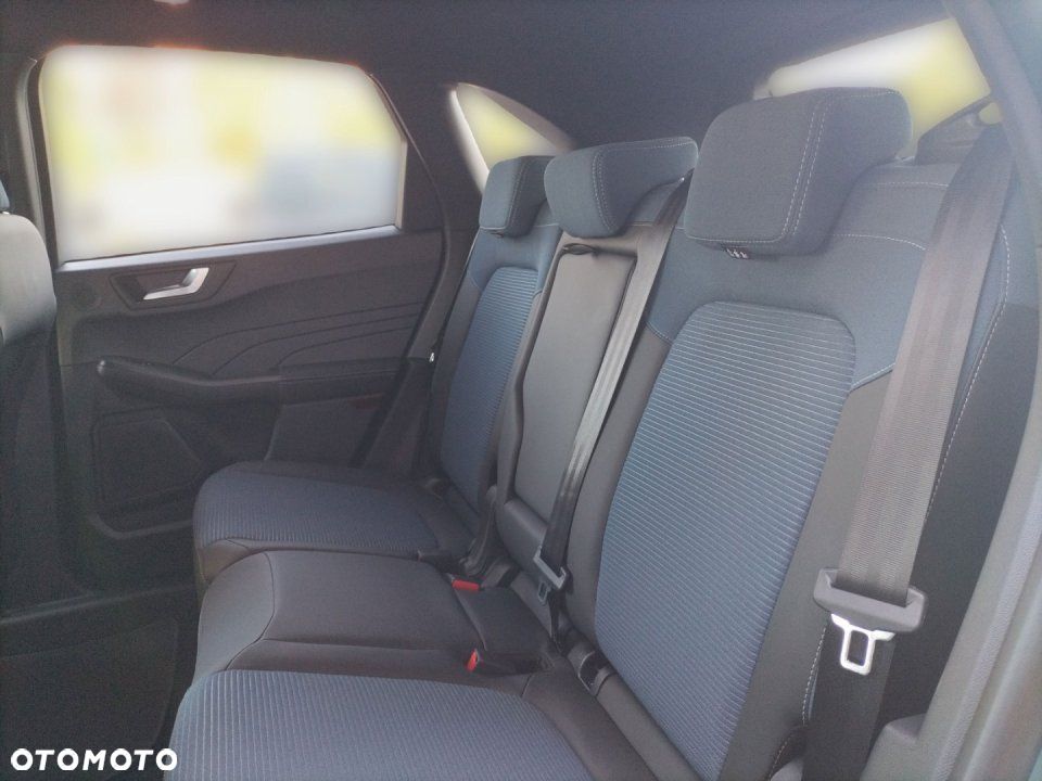 Ford Kuga - 16