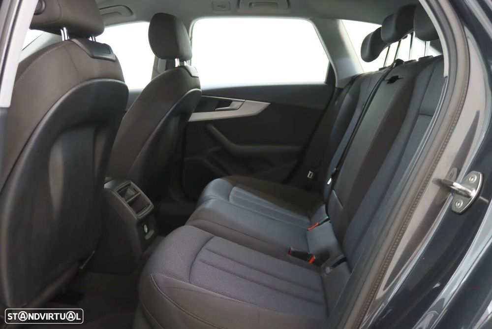 Audi A4 Avant 35 TDI Fleet Edition S tronic - 9