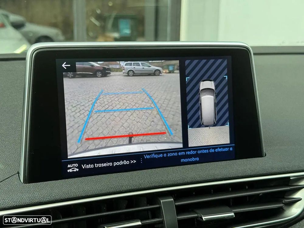 Peugeot 5008 1.5 BlueHDi Allure EAT8 - 25