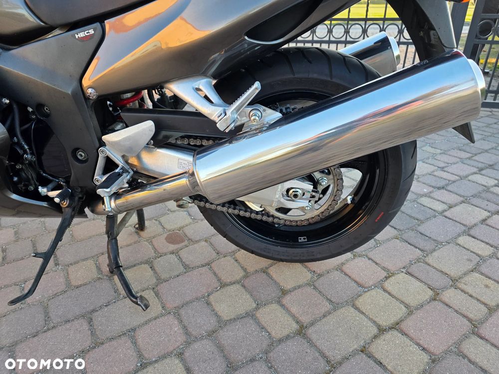 Honda CBR - 26
