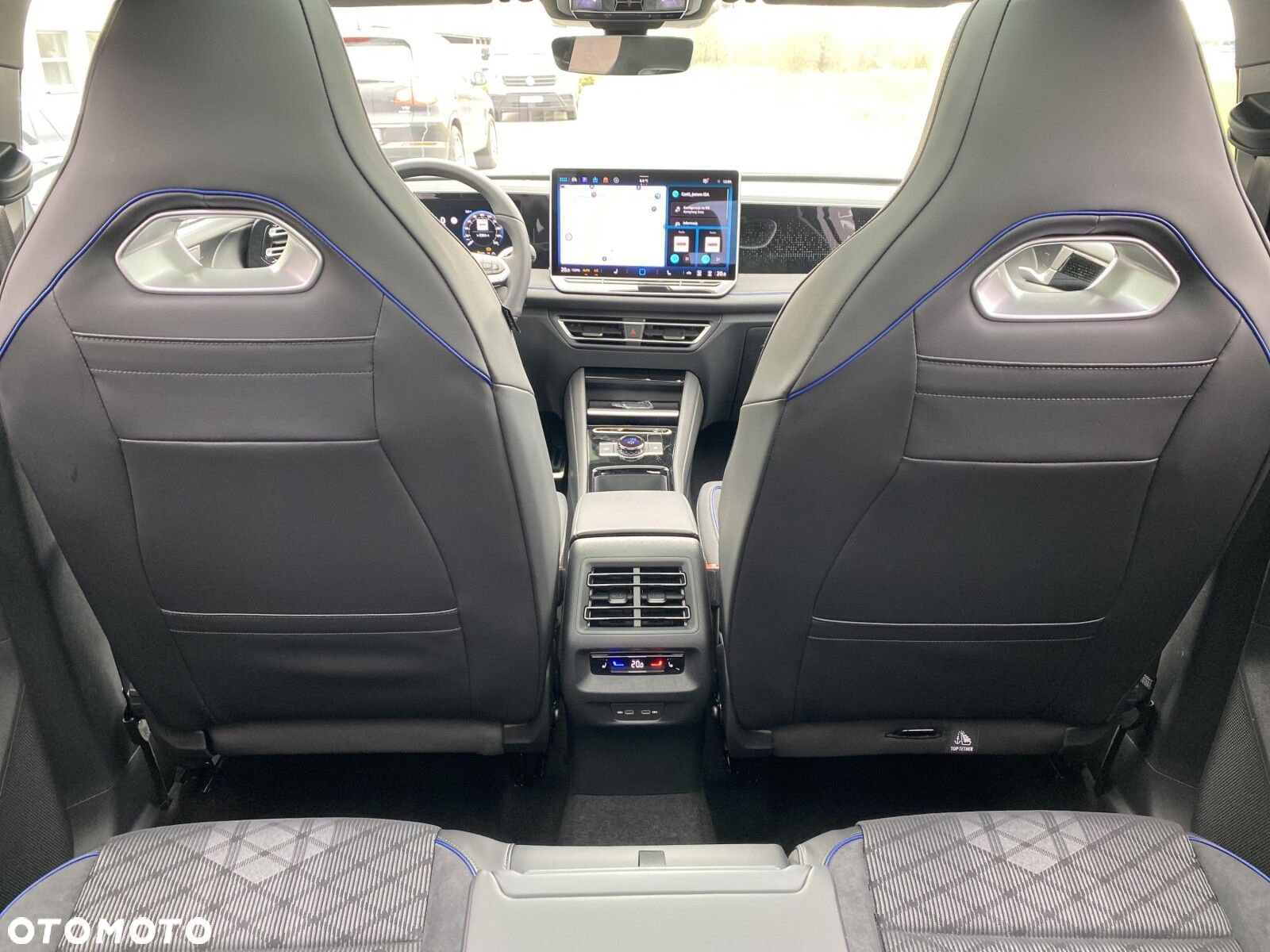 Volkswagen Tiguan - 31