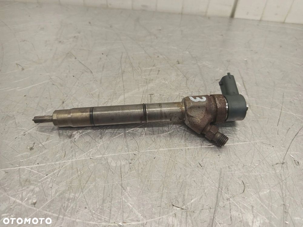 Wtryskiwacz Wtrysk KIA Ceed Hyundai 1.6 CRDI 338002A900 - 2
