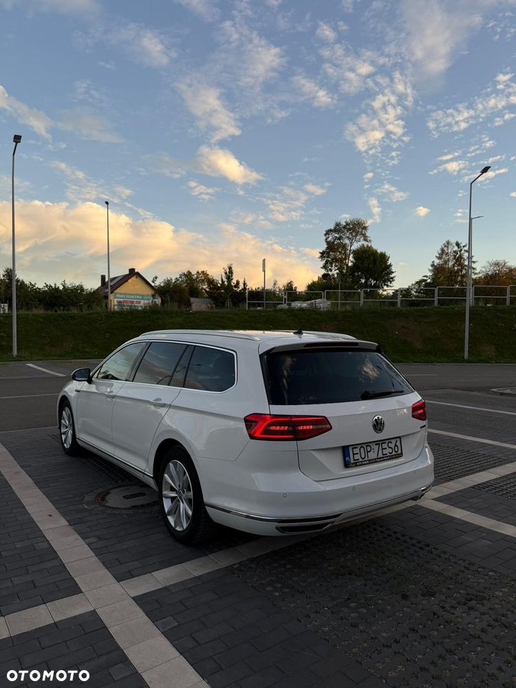 Volkswagen Passat 2.0 TDI BMT SCR 4Mot Highline DSG7 - 11