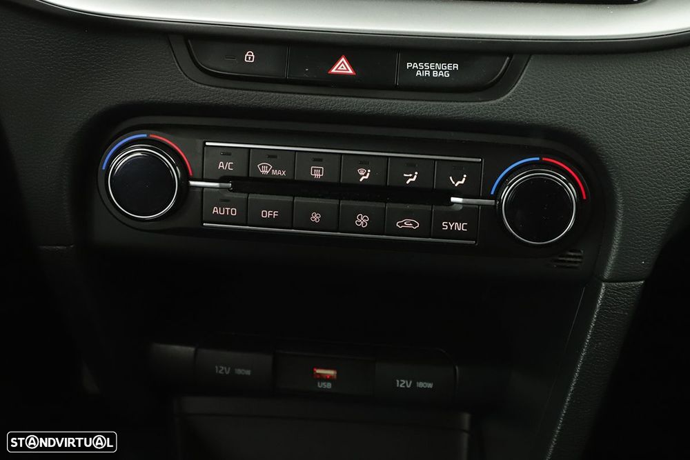 Kia Ceed 1.0 T-GDI Sport - 12