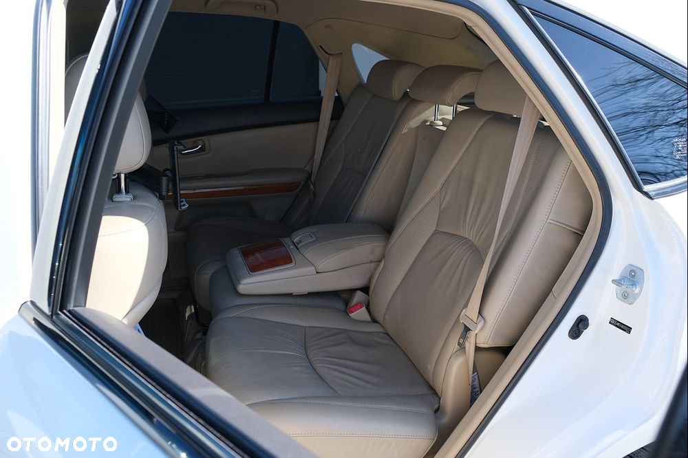 Lexus RX - 32