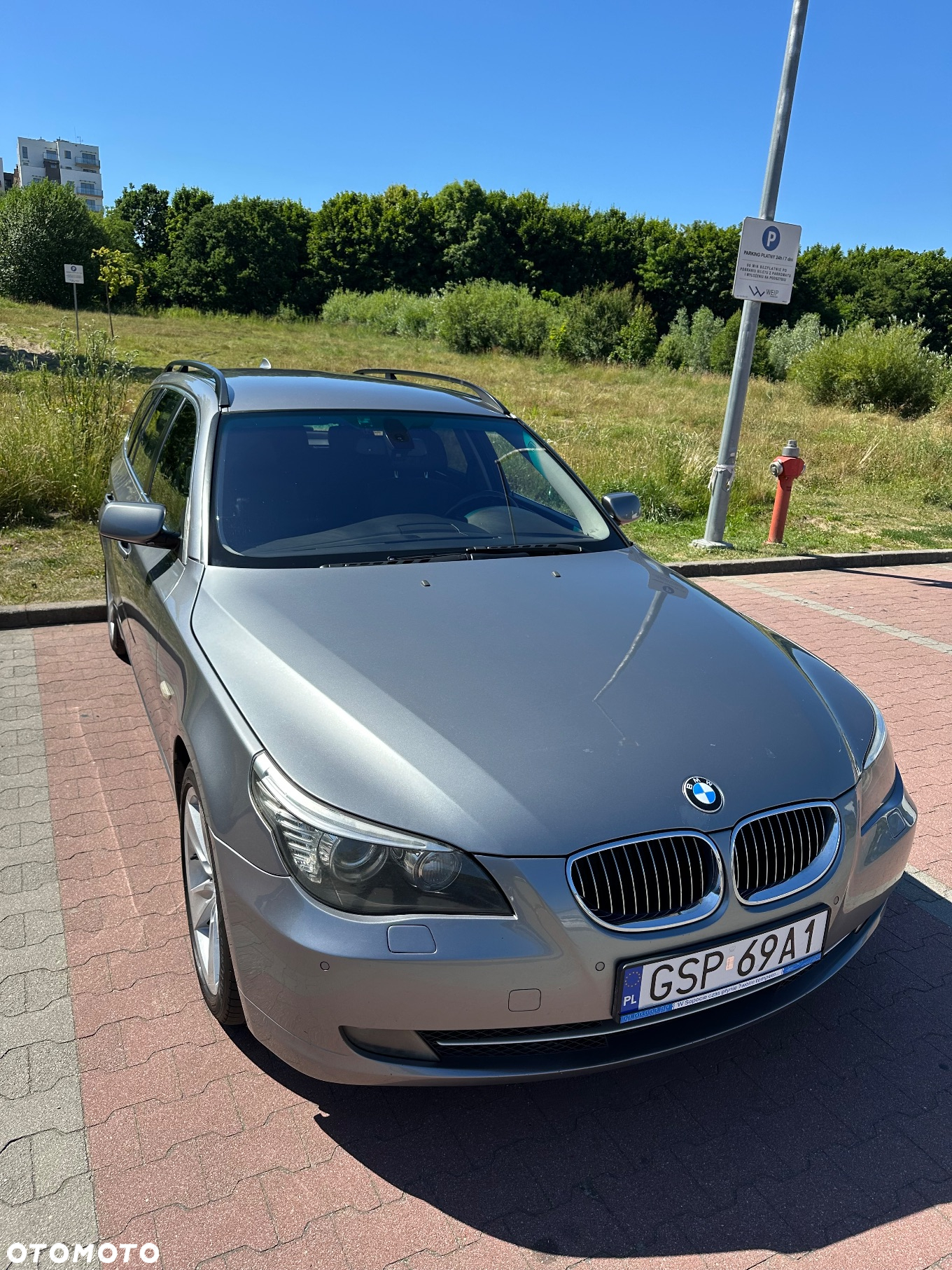 BMW Seria 5 530d xDrive Touring - 3
