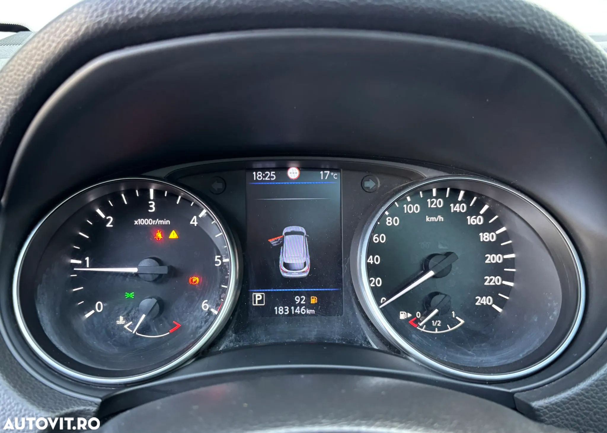 Nissan Qashqai 1.5 DCI DCT N-CONNECTA - 29