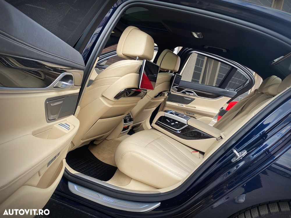 BMW Seria 7 740d xDrive Edition Exclusive - 12
