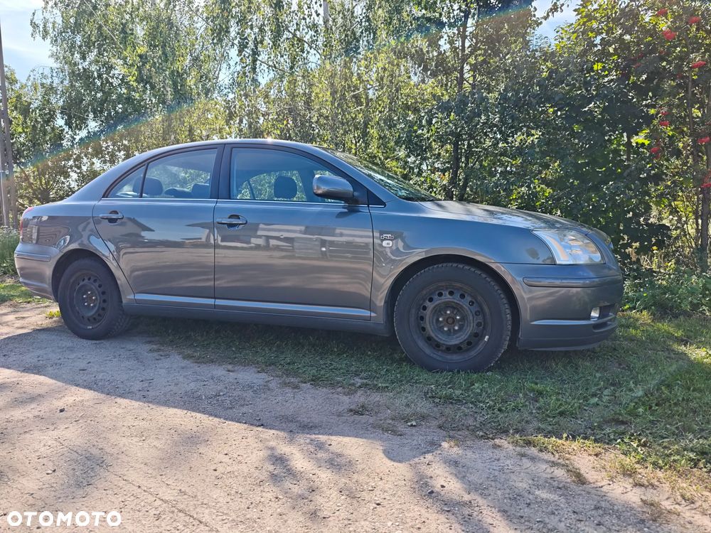 Toyota Avensis 2.0 D-4D - 3