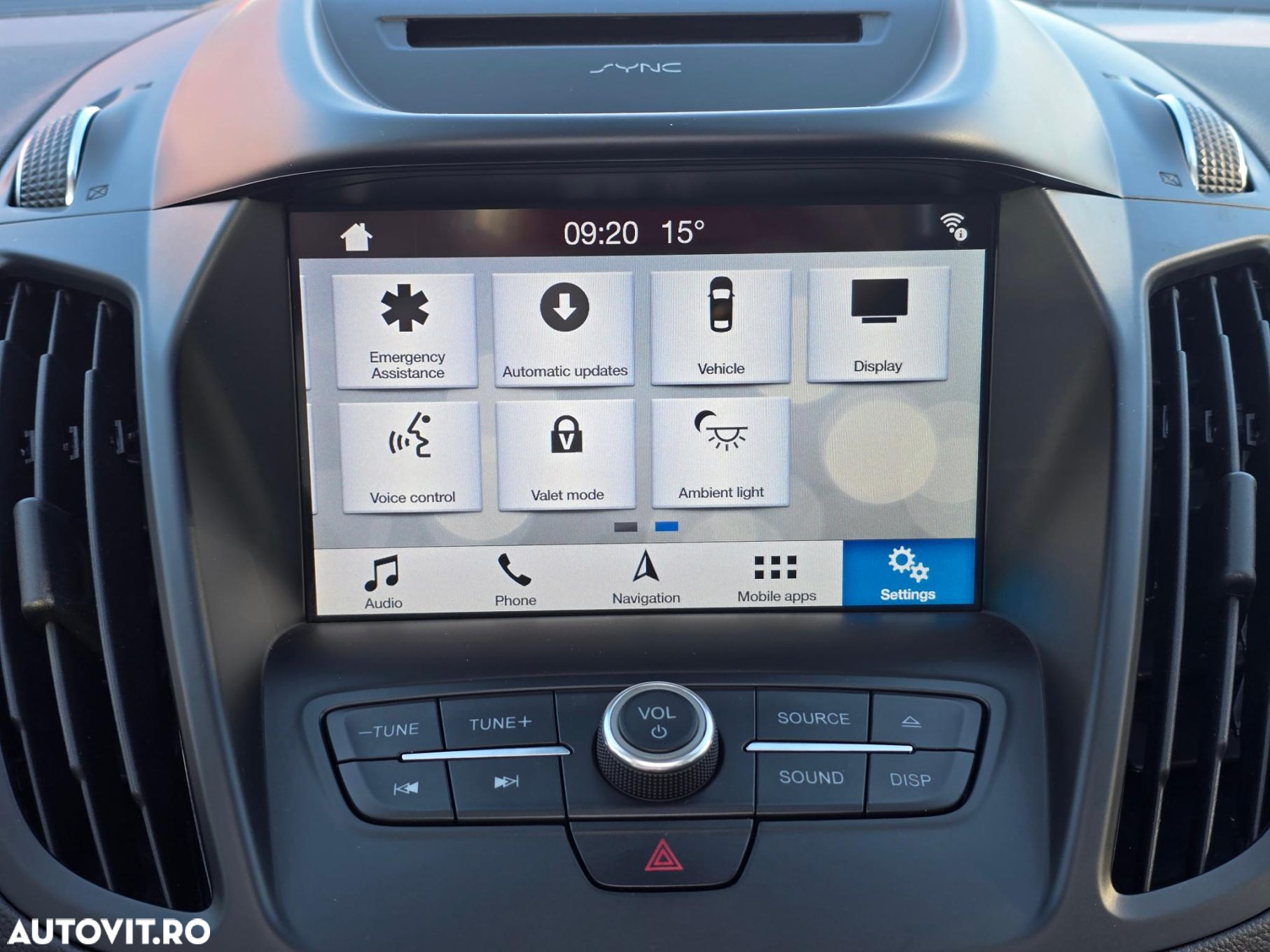 Ford Kuga - 24