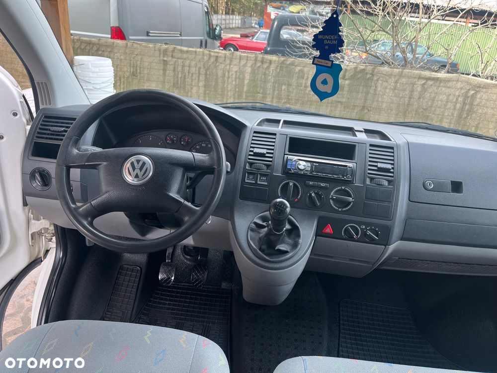 Volkswagen Transporter - 22