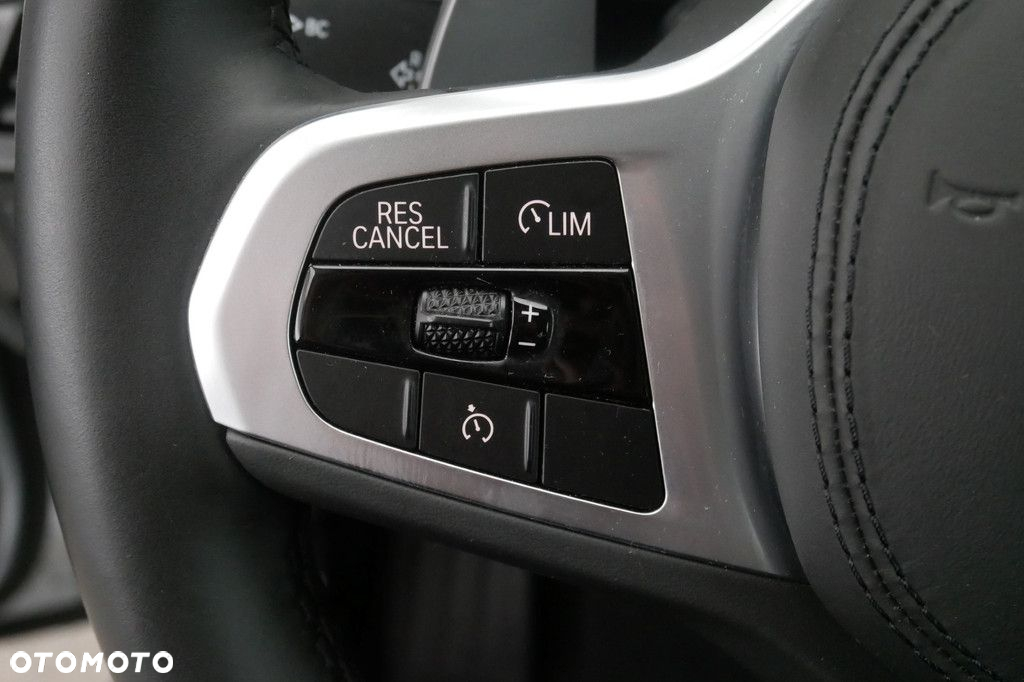 BMW Seria 5 - 28