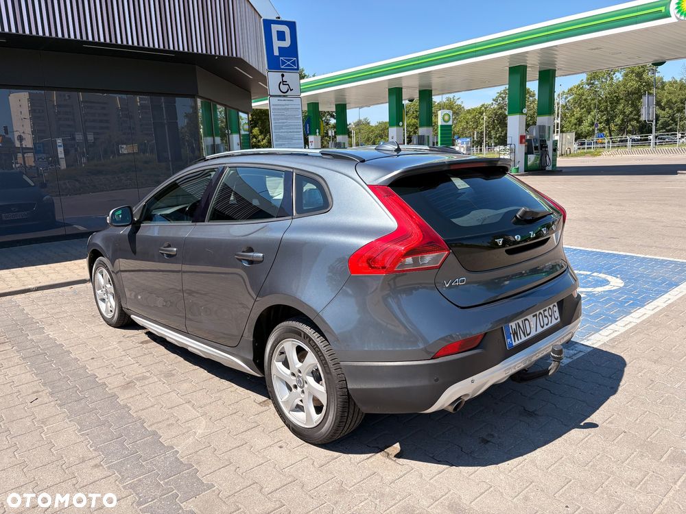 Volvo V40 D3 Momentum - 1
