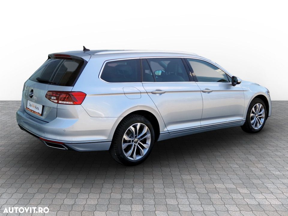 Volkswagen Passat 2.0 TDI Highline - 8