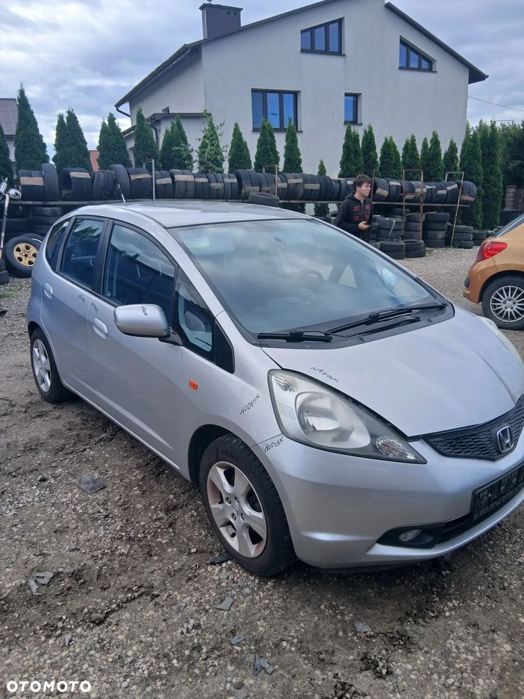 HONDA JAZZ 08- SILNIK 1.2 B L12B2 SKRZYNIA BIEGÓW Maska Drzwi Klapa Tył Zderzak Błotniki Reflektory LAK NH700M - 2