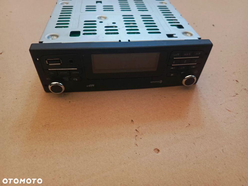RADIO RENAULT KANGOO II 281154063R - 1